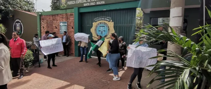 TIKTOKER APREHENDIDO POR DIFUNDIR INFORMACIÓN SOBRE EL SISTEMA FINANCIERO FUE LIBERADO, PERO EL PROCESO PENAL SIGUE ABIERTO