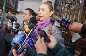 GOBIERNO REVELA QUE $US 2.000 MILLONES DE LAS AFP’S FUERON ENTREGADOS AL BANCO FASSIL Y SE DESCONOCE SU PARADERO