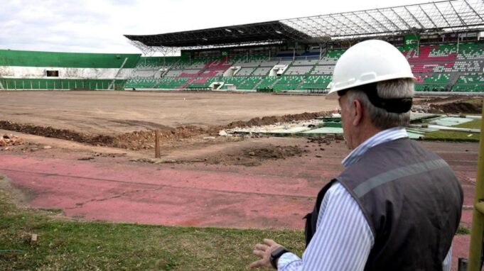 GOBERNACIÓN DE SANTA CRUZ ADMITE QUE NO PUEDE GARANTIZAR AL 100% QUE EL ESTADIO ‘TAHUICHI’ ESTÉ LISTO PARA LA FINAL DE LA COPA SUDAMERICANA 2025