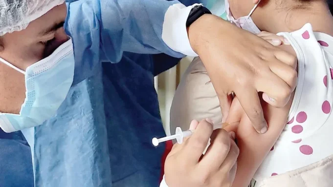 SANTA CRUZ REGISTRA 8 NIÑOS MUERTOS POR COQUELUCHE Y MÁS DE 160 CASOS CONFIRMADOS