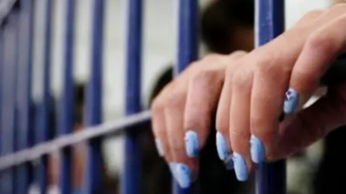 HOMBRE QUE FUÉ PILDOREADO LOGRÓ QUE LA POLICÍA DETENGA A LAS MUJERES LUEGO DE CITARLAS POR TELÉFONO