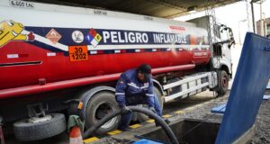 FISCALÍA INVESTIGA PRESUNTO SOBREPRECIO EN IMPORTACIÓN DE COMBUSTIBLES QUE INVOLUCRA A ALTOS FUNCIONARIOS DE YPFB
