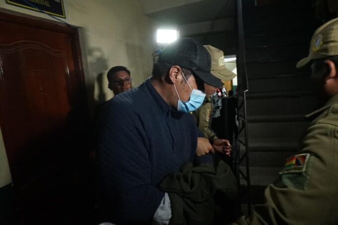 DETENCIÓN DEL EXMINISTRO ALAN LISPERGUER POR ENRIQUECIMIENTO ILÍCITO Y FALSIFICACIÓN