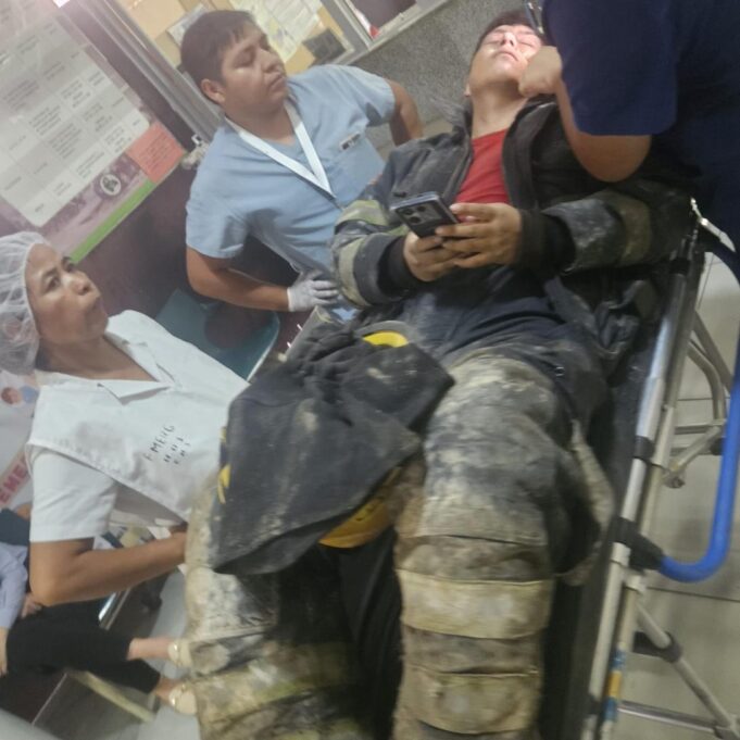 INCENDIO Y EXPLOSIÓN EN UN SILO DEL CAMBÓDROMO DEJAN CINCO BOMBEROS HERIDOS