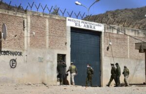 ASESINAN CON 107 PUÑALADAS AL DELEGADO MAYOR DEL PENAL DE EL ABRA EN COCHABAMBA