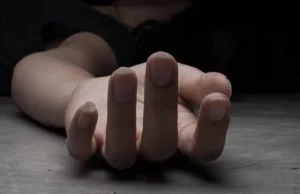 MUJER DE 30 AÑOS ES ASESINADA A PUÑALADAS POR SU CONCUBINO; DEJA CUATRO HIJOS HUÉRFANOS