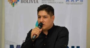 EXMINISTRO ALAN LISPERGUER RECIBE MEDIDAS SUSTITUTIVAS EN UN PROCESO POR VIOLENCIA FAMILIAR