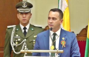 ACTO DIVIDIDO POR CONFLICTO DE PODERES MARCA EL BICENTENARIO DE BOLIVIA EN SUCRE