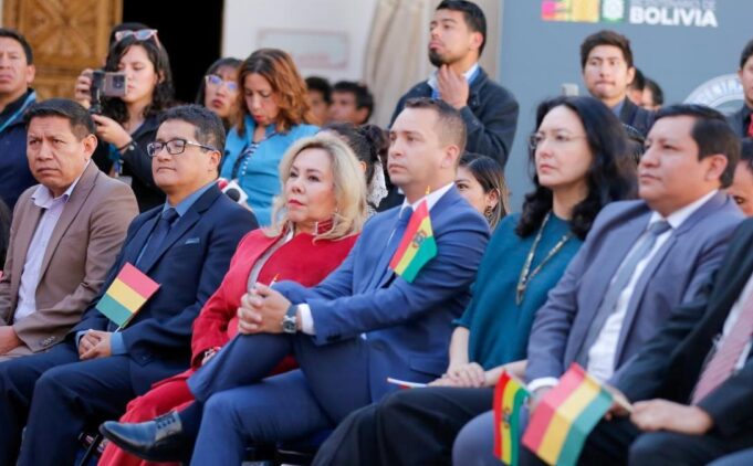 PRESIDENTE DEL TSJ DENUNCIA DISCRIMINACIÓN EN LOS ACTOS DEL BICENTENARIO Y ANUNCIA CELEBRACIONES PROPIAS
