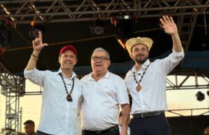 LEOPOLDO FERNÁNDEZ REAPARECE EN CAMPAÑA Y APOYA A TUTO QUIROGA RUMBO A LAS ELECCIONES GENERALES