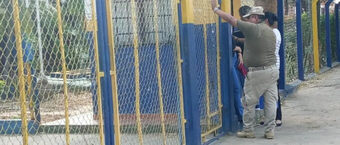 ESTUDIANTE DE 17 AÑOS AGREDIDA EN SU COLEGIO CORRE RIESGO DE PERDER LA VISIÓN