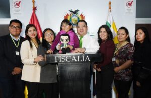 FISCAL GENERAL LOGRA PROMULGACIÓN DE LA NUEVA LEY N° 1636 «PARA LA PROTECCIÓN DE LA INTEGRIDAD SEXUAL DE NIÑAS, NIÑOS Y ADOLESCENTES EN ENTORNOS DIGITALES» COMO APORTE PARA LA NIÑEZ BOLIVIANA