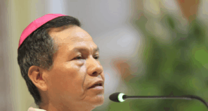 ARZOBISPO RENÉ LEIGUE: “EL PECADO MÁS GRANDE ES ILUSIONAR A UN POBRE Y LUEGO NO HACER NADA POR ÉL”