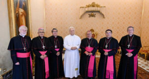 OBISPOS DE BOLIVIA INVITAN AL PAPA LEÓN XIV A VISITAR EL PAÍS DURANTE ENCUENTRO EN ROMA