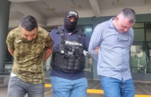 JUEZ ORDENA 180 DÍAS DE DETENCIÓN PREVENTIVA PARA CINCO COLOMBIANOS ACUSADOS DE ATRACO EN SANTA CRUZ