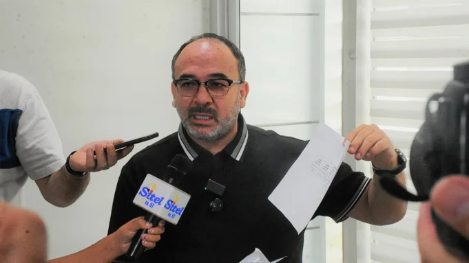 ALCALDÍA Y TRABAJADORES EN SALUD LLEGAN A UN ACUERDO Y SE GARANTIZA LA ATENCIÓN MÉDICA EN SANTA CRUZ