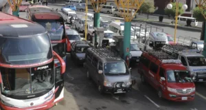 ZAMBRANA CUESTIONA A ARCE POR NO PROMULGAR LA LEY QUE AUTORIZA LA IMPORTACIÓN DIRECTA DE COMBUSTIBLES