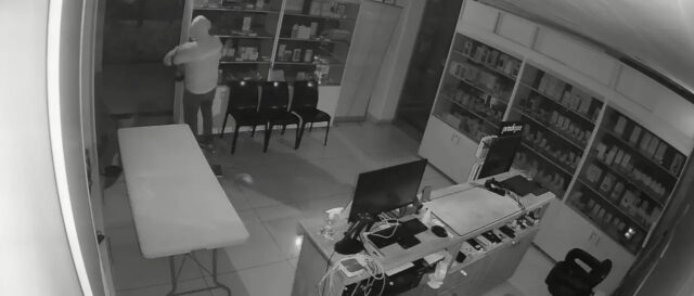 DeWatermark.ai_1761743090662