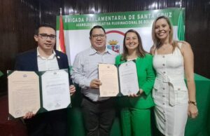 FISCAL GENERAL DEL ESTADO RECIBE DISTINCIÓN DE LA BRIGADA PARLAMENTARIA DE SANTA CRUZ POR SU TRAYECTORIA Y APORTE AL DESARROLLO DEL PAÍS