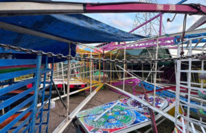 APREHENDEN A LA PROPIETARIA DE LA RUEDA DE LA FORTUNA QUE COLAPSÓ EN LA FERIA DE ALASITA EN SANTA CRUZ