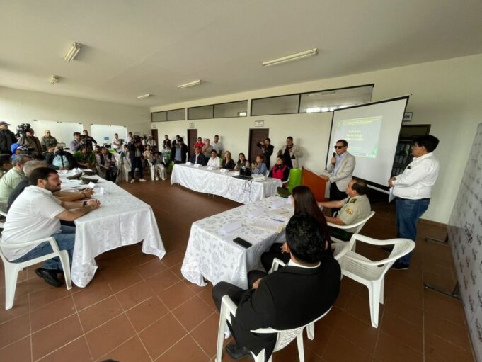 AUTORIDADES COORDINAN ESTRATEGIAS PARA REFORZAR LA SEGURIDAD EN PORONGO TRAS HECHOS DE VIOLENCIA