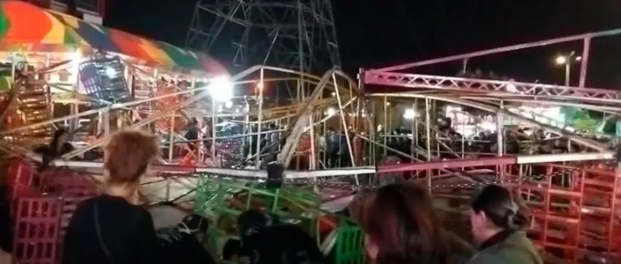 VARIOS HERIDOS TRAS EL COLAPSO DE UNA RUEDA GIGANTE EN LA FERIA DE LA ALASITA EN SANTA CRUZ