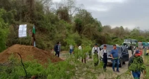 BLOQUEO EN ABAPÓ SE DECLARA INDEFINIDO Y EXIGE PRESENCIA DEL GOBERNADOR CAMACHO