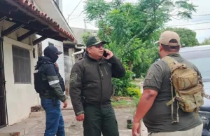 ARRESTAN A LA PAREJA QUE INTENTÓ ASESINAR A SUS SOBRINOS EN SANTA CRUZ; LOS NIÑOS SIGUEN EN TERAPIA INTENSIVA