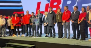 TUTO QUIROGA FELICITA A RODRIGO PAZ, PERO REMARCA QUE LOS RESULTADOS AÚN SON PROVISORIOS