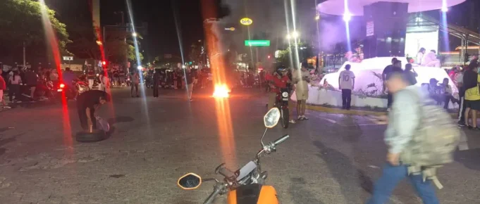 PROTESTAS EN COCHABAMBA, ORURO Y SANTA CRUZ TRAS EL TRIUNFO PRELIMINAR DE RODRIGO PAZ EN EL BALOTAJE