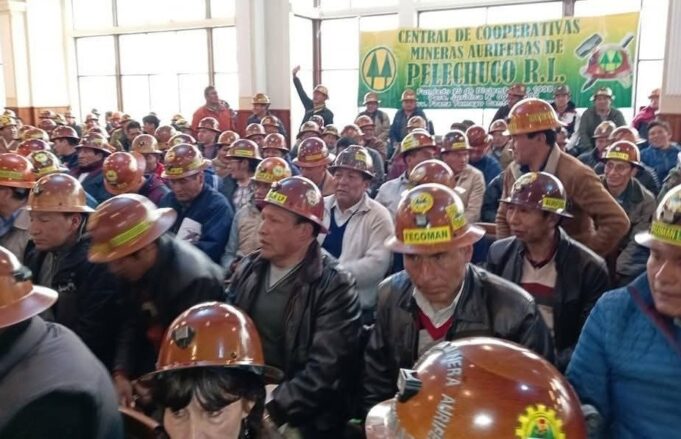 GOBIERNO RATIFICA CONTINUIDAD DEL MINISTERIO DE MINERÍA Y METALURGIA TRAS INQUIETUDES DEL SECTOR