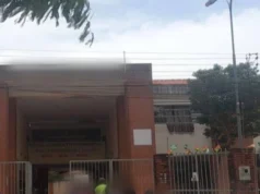 INTENTAN APUÑALAR A UN ESTUDIANTE DE 13 AÑOS POR NEGARSE A CONSUMIR DROGAS EN UN COLEGIO DEL PLAN TRES MIL