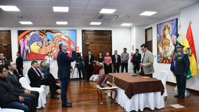 RODRIGO PAZ ASEGURA HABER “BORRADO” TRES SÍMBOLOS DE PERSECUCIÓN EN SUS PRIMEROS 20 DÍAS DE GOBIERNO