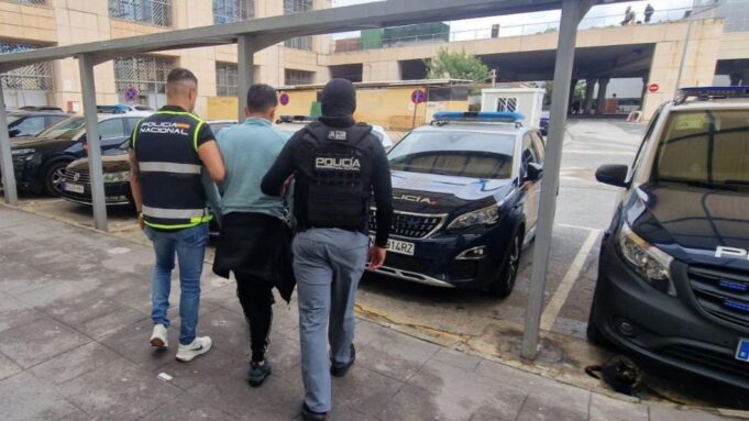 CAPTURAN EN ESPAÑA A “PIPO” CHAVARRÍA, PRESUNTO LÍDER DE LOS LOBOS, UNA DE LAS BANDAS NARCOTERRORISTAS MÁS GRANDES DE ECUADOR