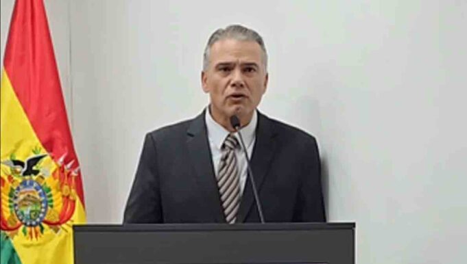 ERNESTO JUSTINIANO URENDA ASUME COMO NUEVO VICEMINISTRO DE DEFENSA SOCIAL Y SUSTANCIAS CONTROLADAS