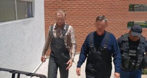 ORDENAN DETENCIÓN PREVENTIVA PARA UNO DE LOS MENONITAS ACUSADOS DE SECUESTRO Y TORTURA, MIENTRAS EL OTRO RECIBE DETENCIÓN DOMICILIARIA