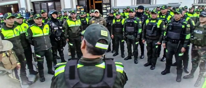 1.800 POLICÍAS SERÁN DESPLEGADOS PARA GARANTIZAR LA TRANSMISIÓN DE MANDO PRESIDENCIAL EN LA PAZ