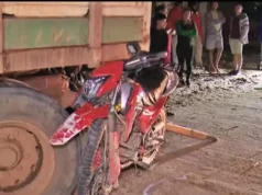 DOS PERSONAS MUEREN EN MENOS DE 24 HORAS TRAS CHOCAR CONTRA UNA CHATA MAL ESTACIONADA EN LA AVENIDA MONTECRISTO