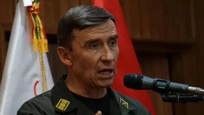 SOKOL EMITE INSTRUCTIVOS PARA COMBATIR LA CORRUPCIÓN Y “ORDENAR LA CASA” EN LA POLICÍA BOLIVIANA