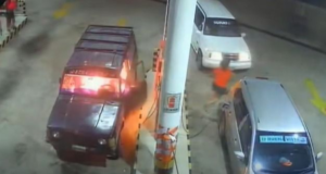 DOS NIÑOS Y SU MADRE EMBARAZADA SIGUEN EN ESTADO CRÍTICO TRAS EXPLOSIÓN DE VEHÍCULO EN SURTIDOR DE PORTACHUELO