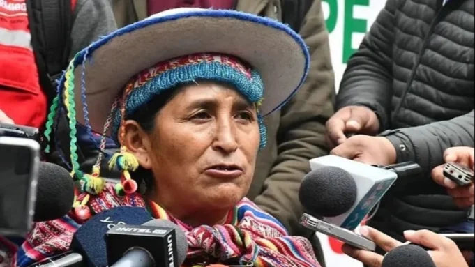 FISCALÍA EMITE MANDAMIENTO DE APREHENSIÓN CONTRA LIDIA PATTY POR PRESUNTO DAÑO ECONÓMICO AL ESTADO