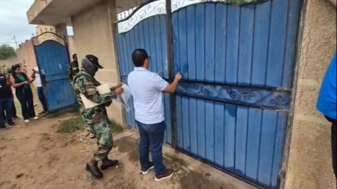 BALACERA EN LA PAMPA DE LA ISLA REVELA CARGAMENTO DE 84 KILOS DE MARIHUANA Y DEJA CUATRO APREHENDIDOS