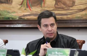 CONCEJAL ALBERTI AFIRMA QUE LA ALCALDÍA DE SANTA CRUZ DE LA SIERRA ESTÁ EN “QUIEBRA TÉCNICA” POR DEUDA QUE SUPERA LOS BS 1.000 MILLONES