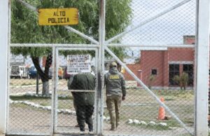 APREHENDEN A POLICÍA POR FUGA DE DOS RECLUSOS BRASILEÑOS EN CHONCHOCORO