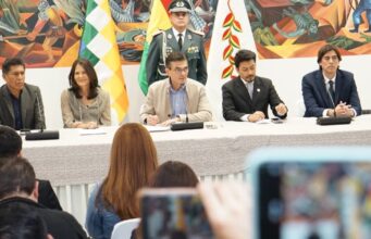 GOBIERNO PROMULGA EL DS 5509 PARA AMPLIAR EL ACCESO A INTERNET Y REDUCIR LA BRECHA DIGITAL EN BOLIVIA