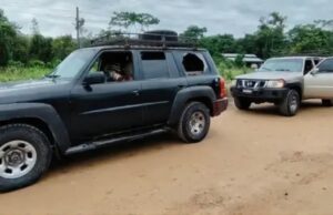 TRES POLICÍAS HERIDOS Y SIETE APREHENDIDOS TRAS EMBOSCADA A PATRULLA ANTIDROGAS EN EL TRÓPICO DE COCHABAMBA