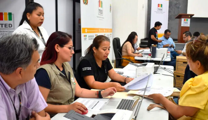 TED DE SANTA CRUZ CIERRA INSCRIPCIÓN DE CANDIDATOS CON RÉCORD HISTÓRICO Y ABRE FASE DE REVISIÓN E INHABILITACIONES