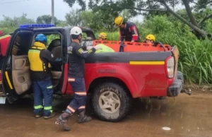 CONTINÚAN LAS LABORES DE RESCATE TRAS RIADA EN EL TORNO: HALLAN 15 CUERPOS Y 31 PERSONAS SIGUEN DESAPARECIDAS