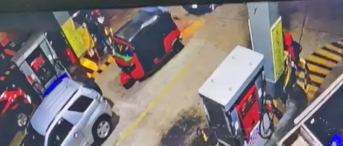 CÁMARAS CAPTAN ATRACO ARMADO EN SURTIDOR DE LA AVENIDA CRISTO REDENTOR