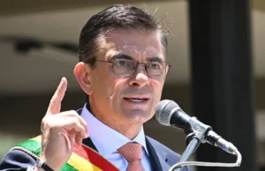 GOBIERNO ANUNCIA NUEVOS PRECIOS DE COMBUSTIBLES Y MEDIDAS ECONÓMICAS PARA ESTABILIZAR LA ECONOMÍA